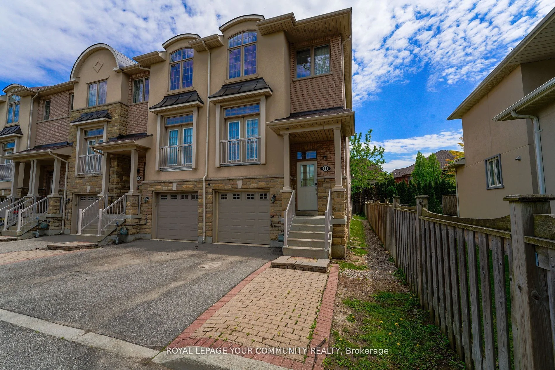 9205 Bathurst Street 11, Richmond Hill, On L4c 0v9