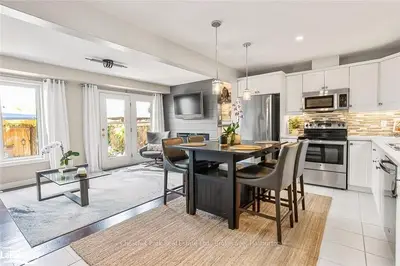 209 Hutchinson Drive, New Tecumseth, On L9r 0p9