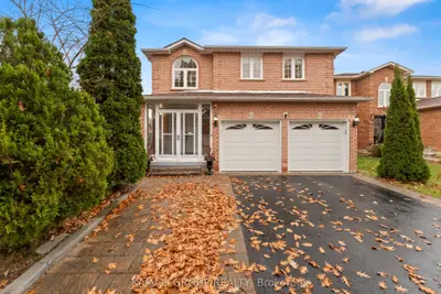 Detached in Richmond Hill