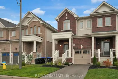 Att/Row/Townhouse in New Tecumseth
