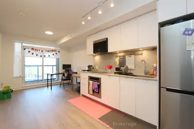 Condo Apartment in Markham
