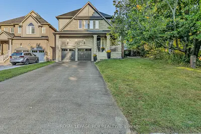 Detached in Uxbridge