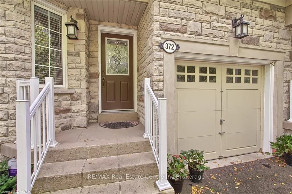 372 Terry Carter Crescent 36, Newmarket, On L3y 9g1