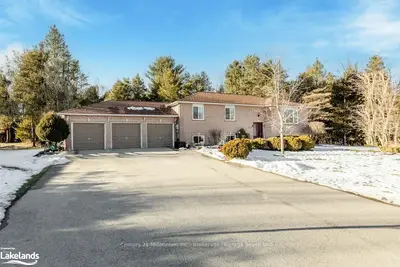 4242 HOGBACK Road, Adjala-Tosorontio, ON L0M 1K0