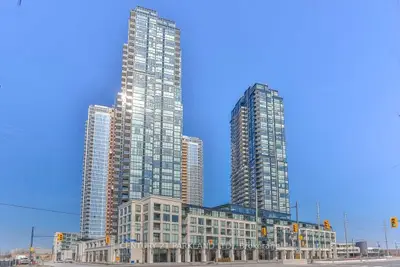 Condo Apartment in Vaughan