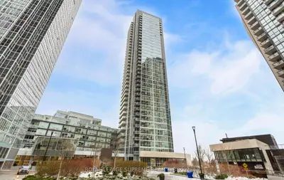 Condo Apartment in Vaughan