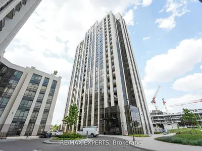Condo Apartment in Vaughan
