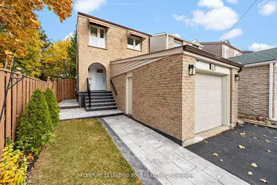 Detached in Vaughan
