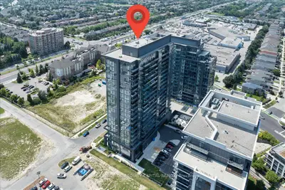 Condo Apartment in Vaughan