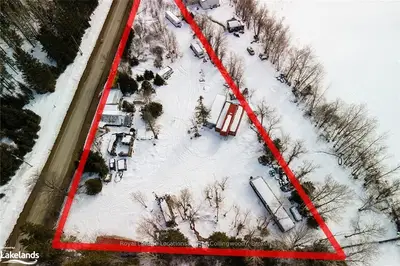 8502 3 CONCESSION Road, Adjala-Tosorontio, ON L0M 1M0