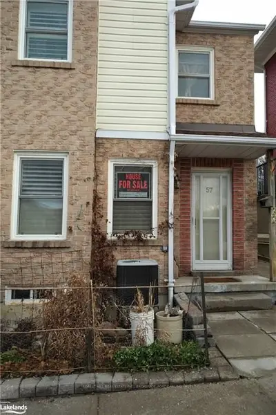 115 Main Street S 57, Newmarket, ON L3Y 8J2