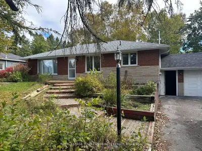 Detached in East Gwillimbury
