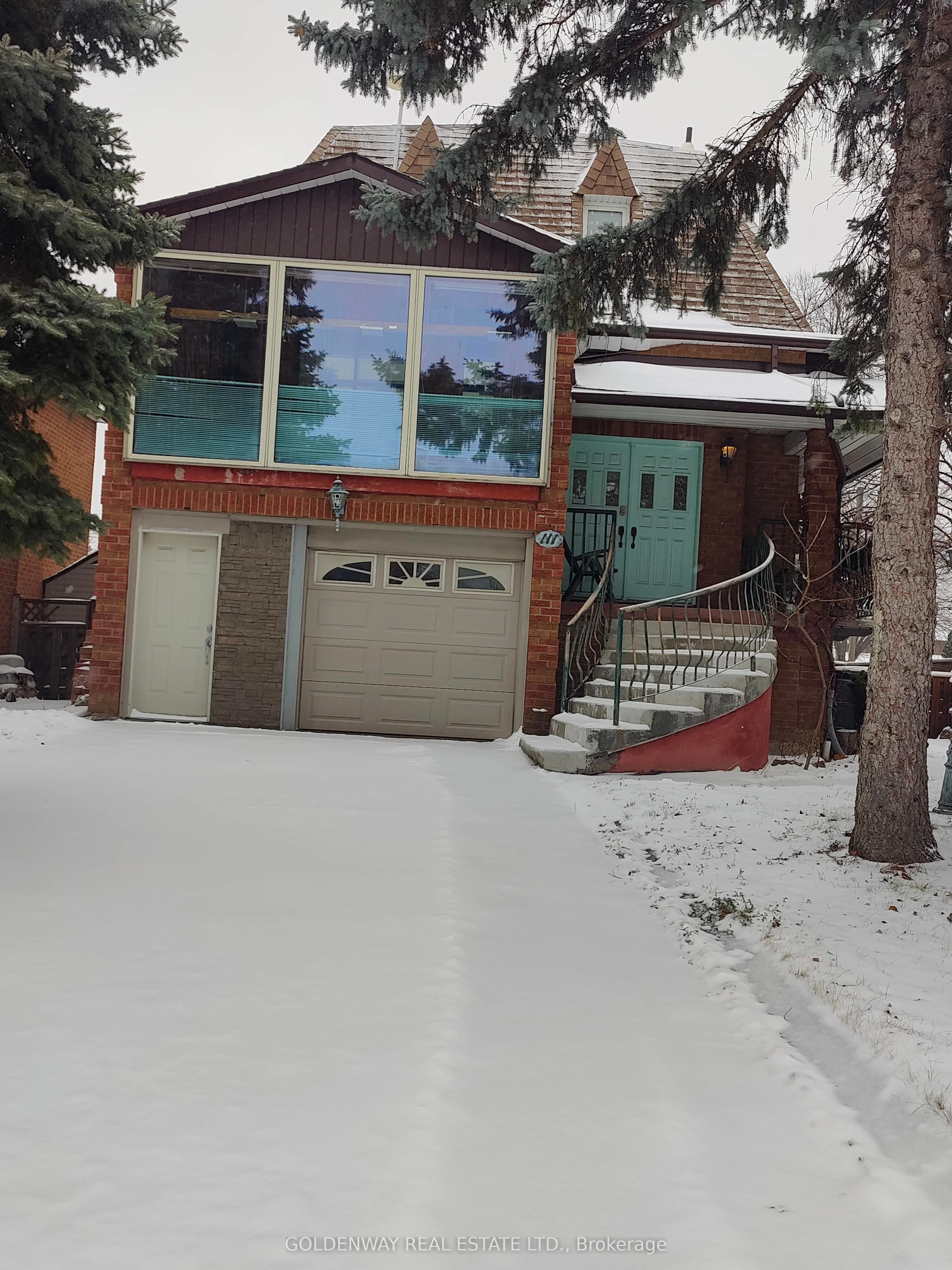 Detached in Vaughan