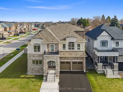 Detached in Georgina