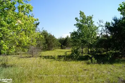 8450 4, Adjala-tosorontio, On, L0m 1m0