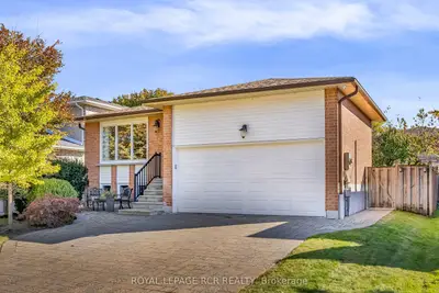 Detached in Newmarket