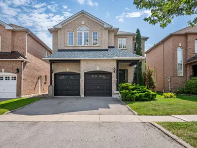 Detached in Vaughan