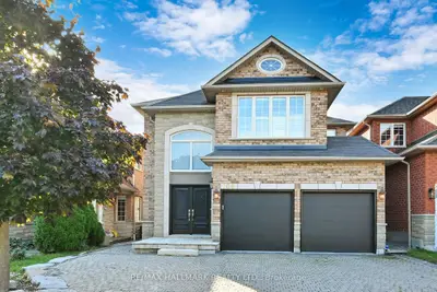 Detached in Richmond Hill
