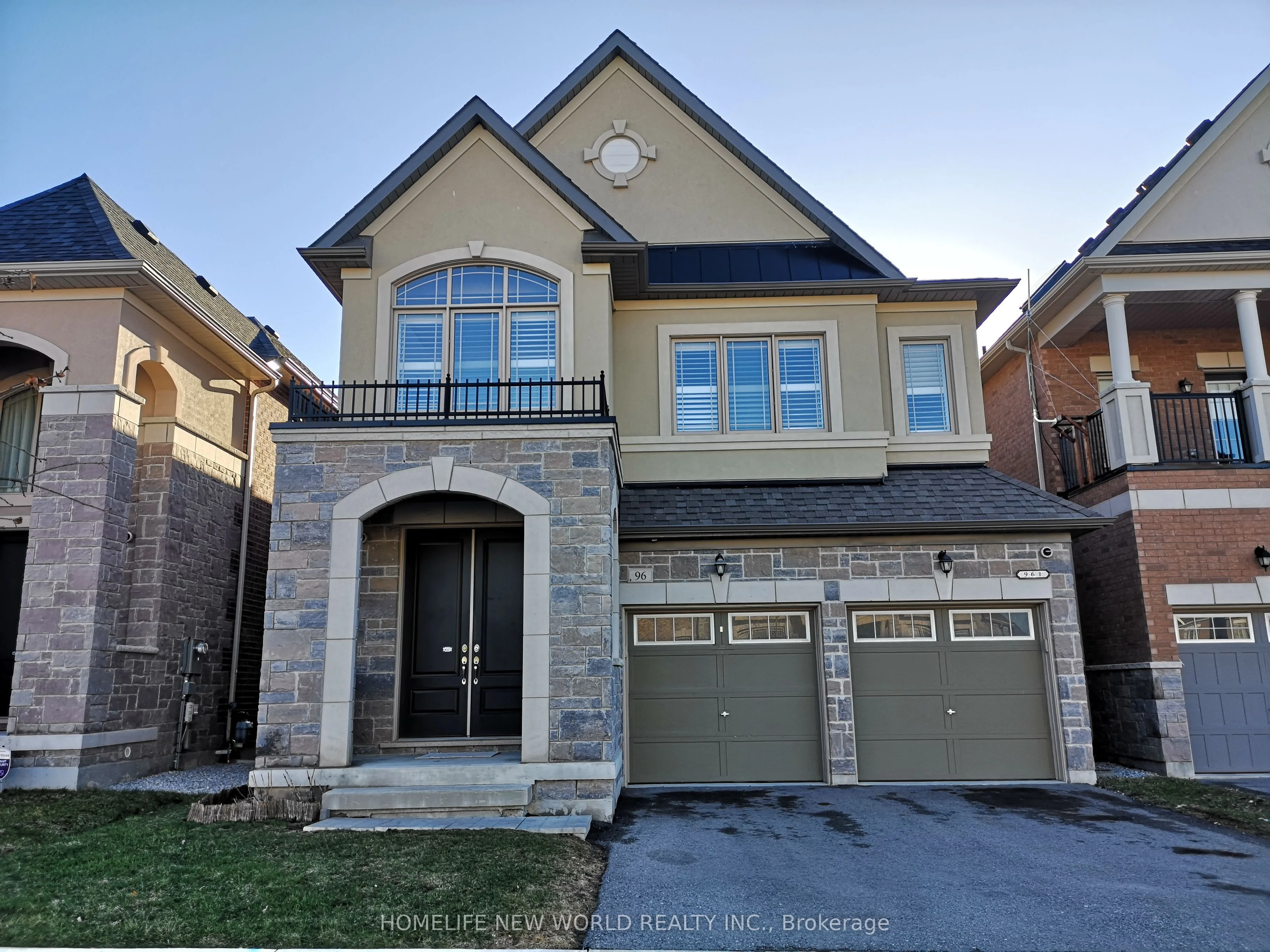Detached in Aurora