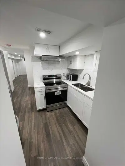Lower Level in New Tecumseth