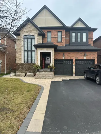 Detached in Bradford West Gwillimbury