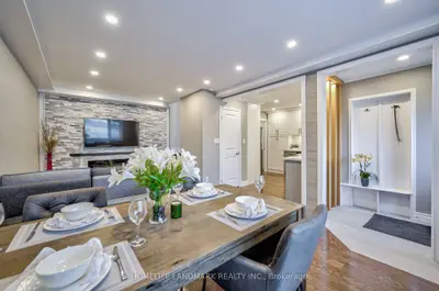 Semi-Detached in Newmarket