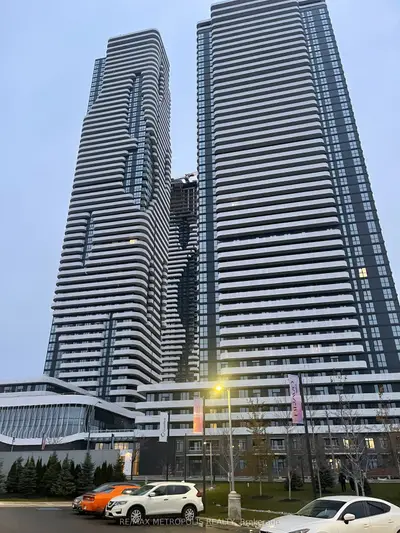Condo Apartment in Vaughan
