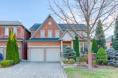 Detached in Richmond Hill