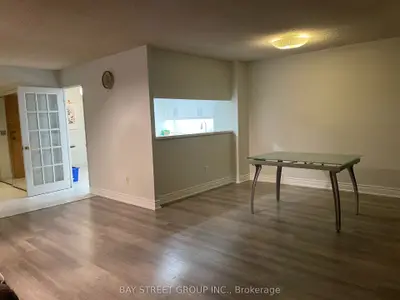 Condo Apartment in Markham