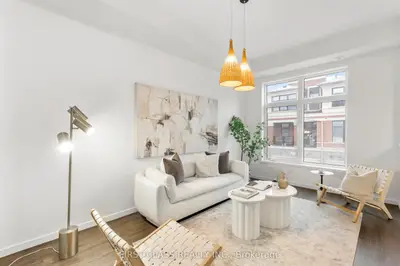 Att/Row/Townhouse in Markham