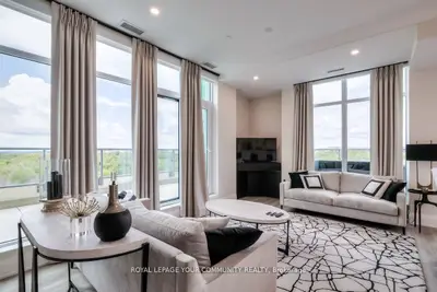 Condo Apartment in Whitchurch-Stouffville