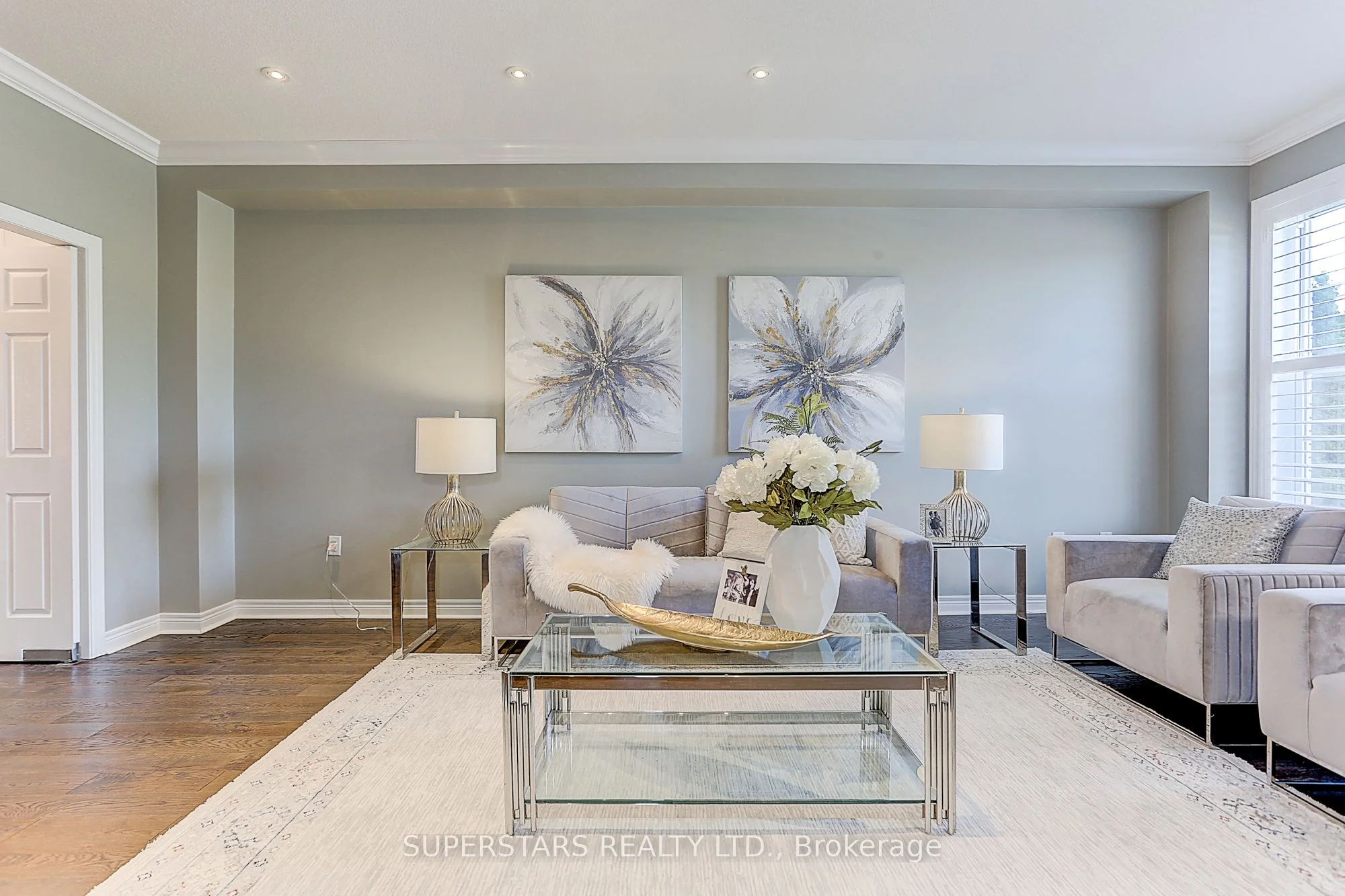 Att/Row/Townhouse in Markham