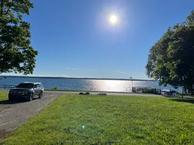 Detached in Georgina