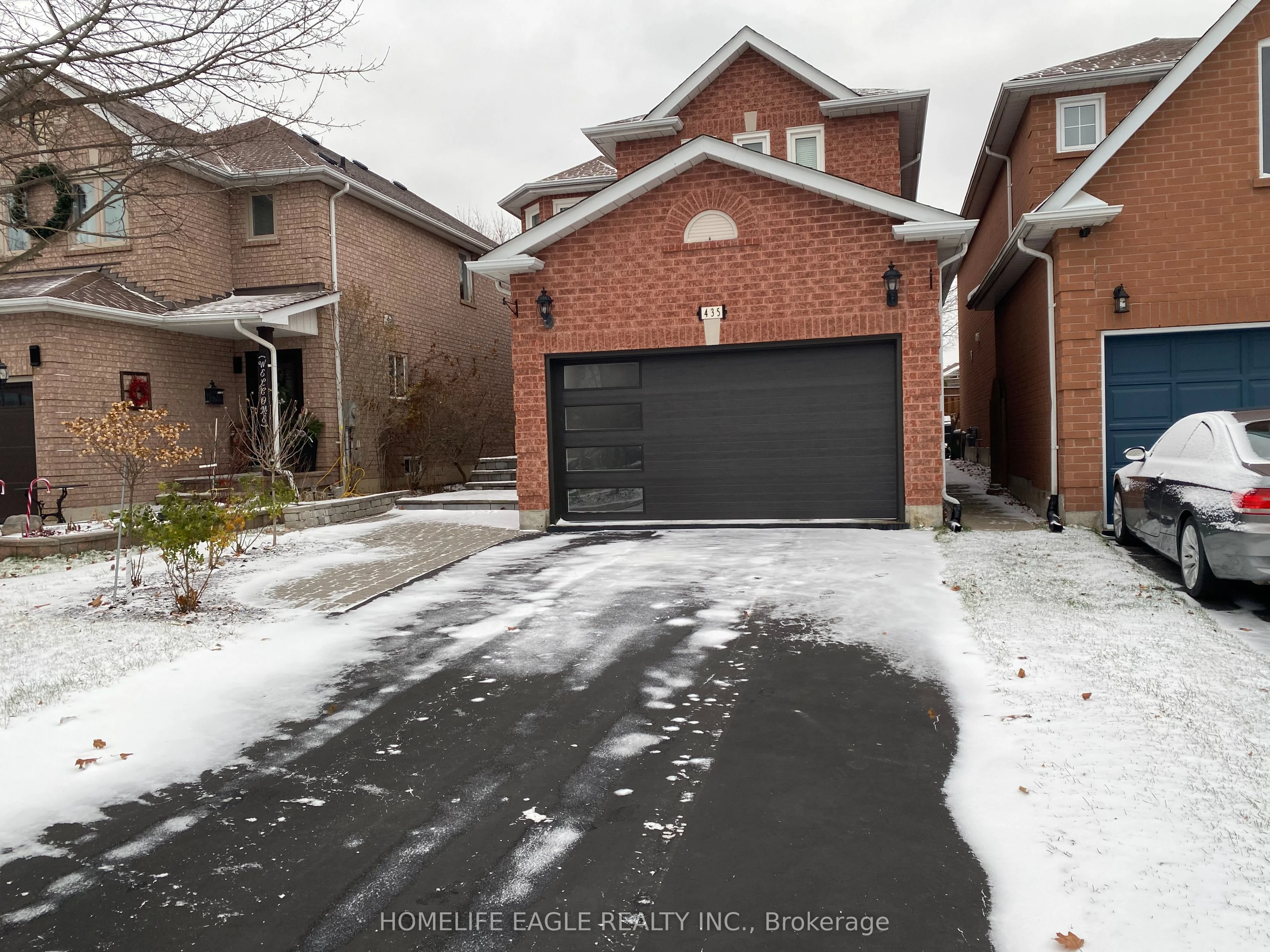 Detached in Newmarket