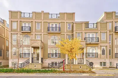 Att/Row/Townhouse in Markham
