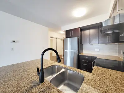Condo Apartment in Markham