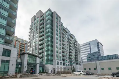 Condo Apartment in Markham