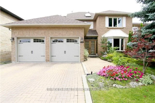 Detached in Richmond Hill