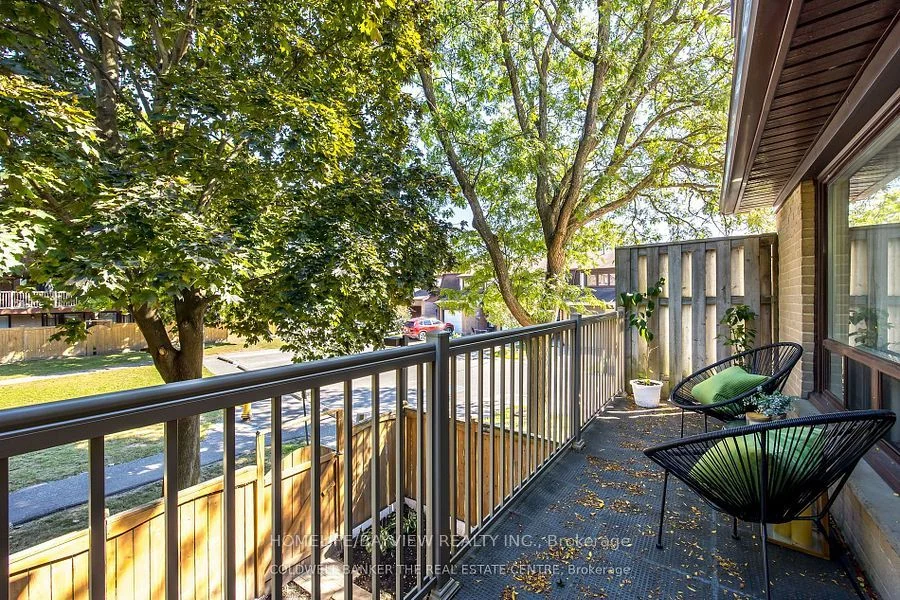 Condo Townhouse in Richmond Hill