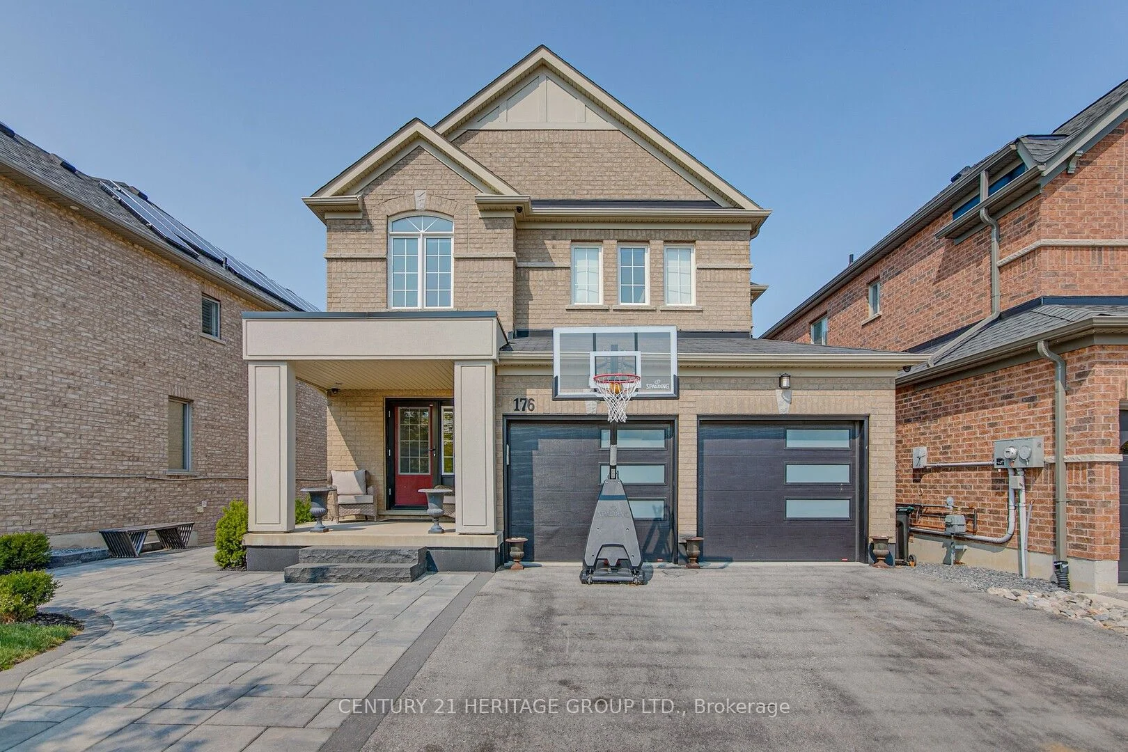 Detached in Bradford West Gwillimbury