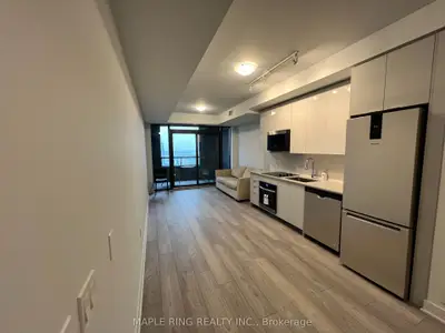 Condo Apartment in Vaughan