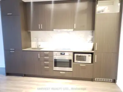 Condo Apartment in Vaughan