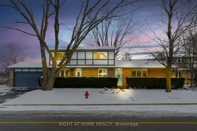 Detached in Newmarket