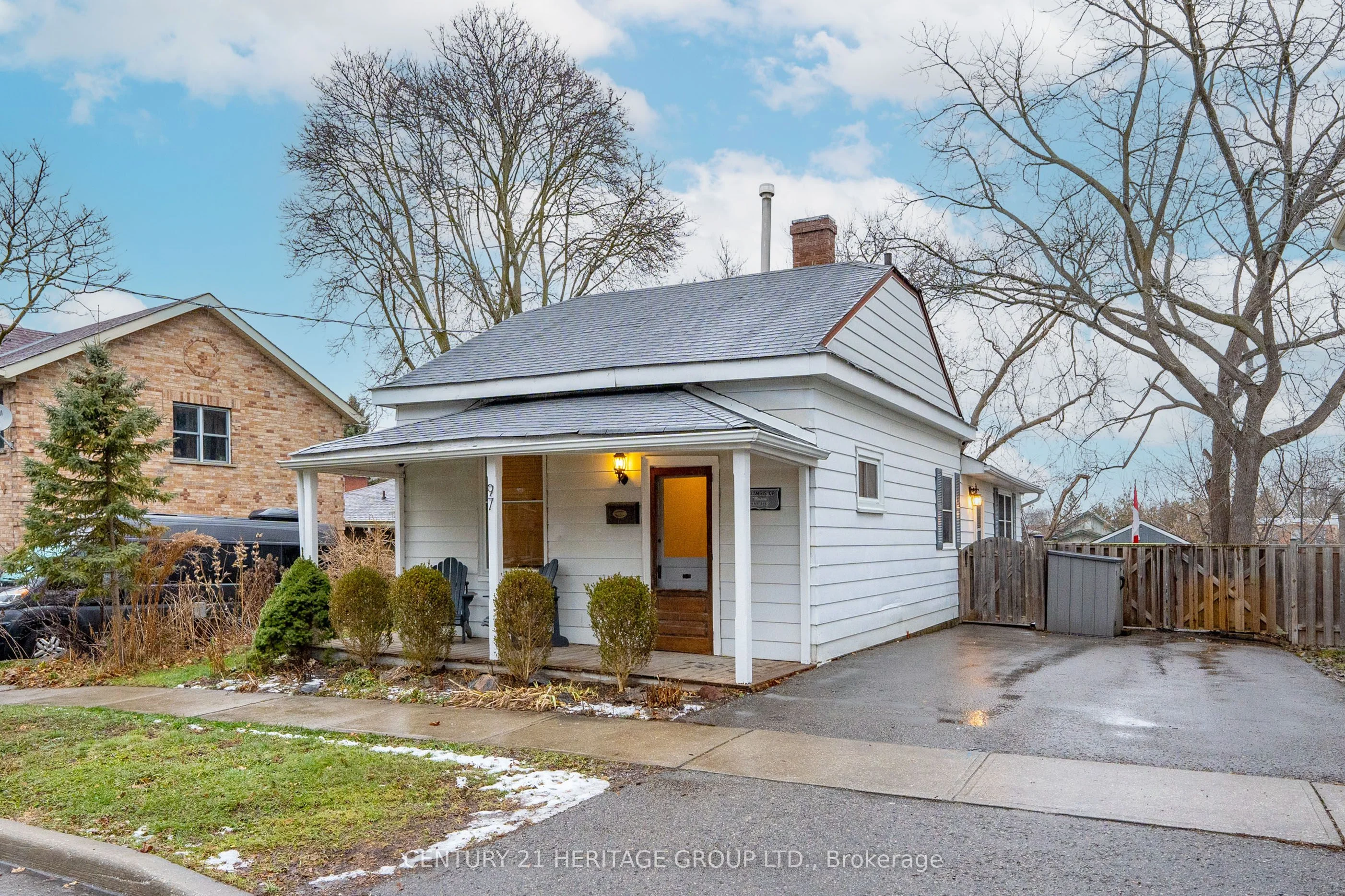 Detached in Newmarket