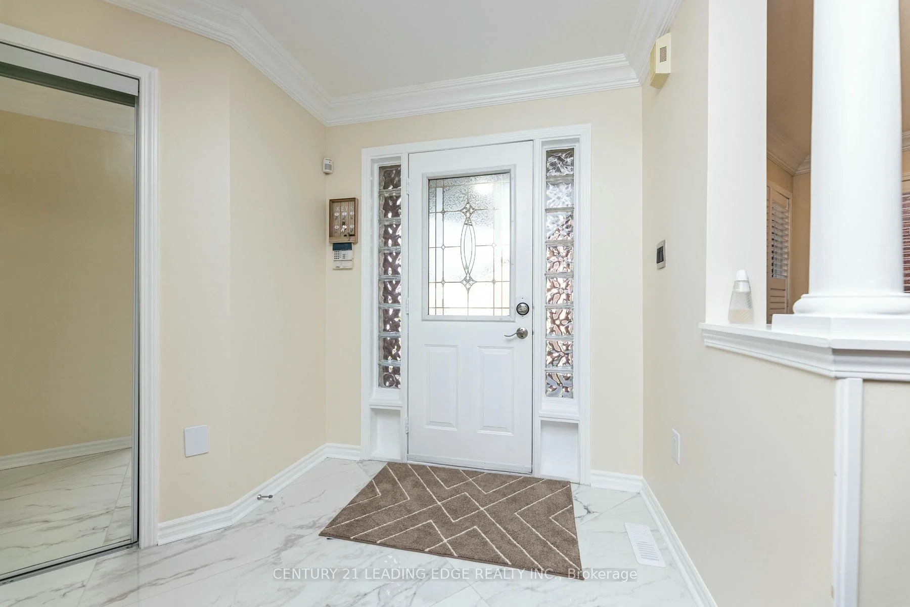 38 Roughley Street, Bradford West Gwillimbury, ON L3Z 3B3
