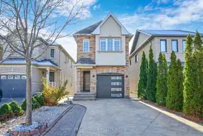 Detached in Vaughan
