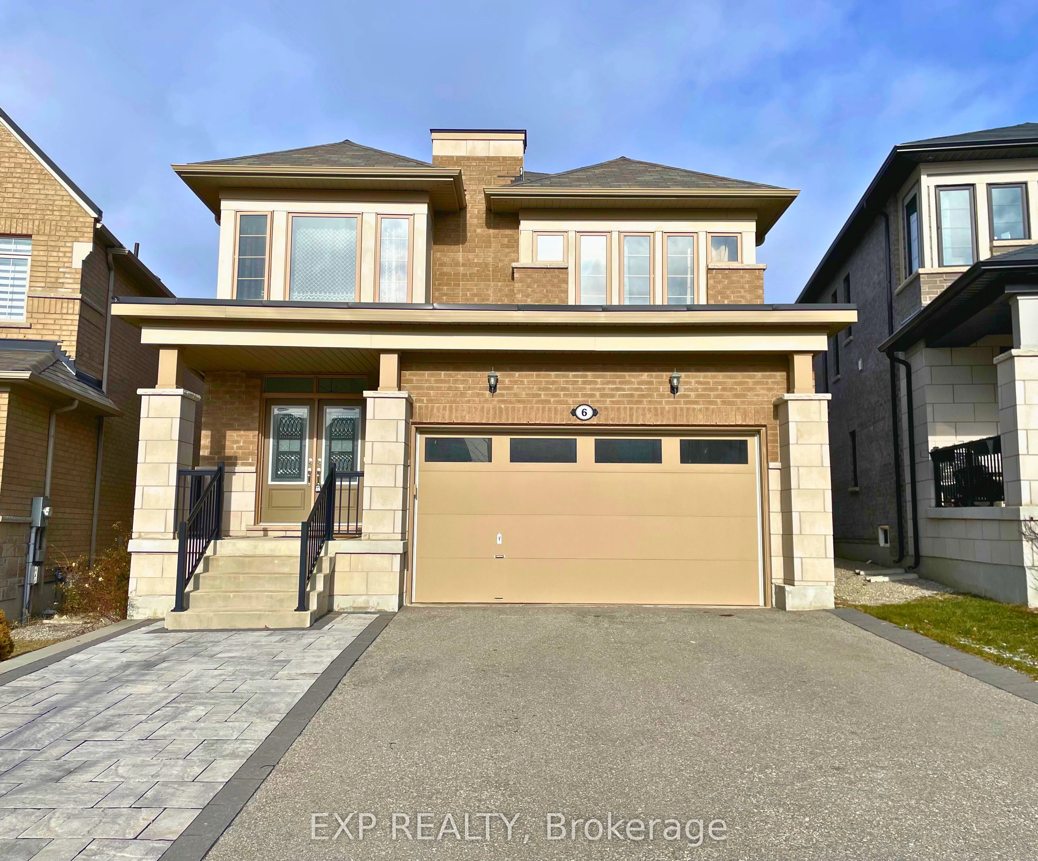 6 Deepwood Crescent Main, East Gwillimbury, On L9n 0p8