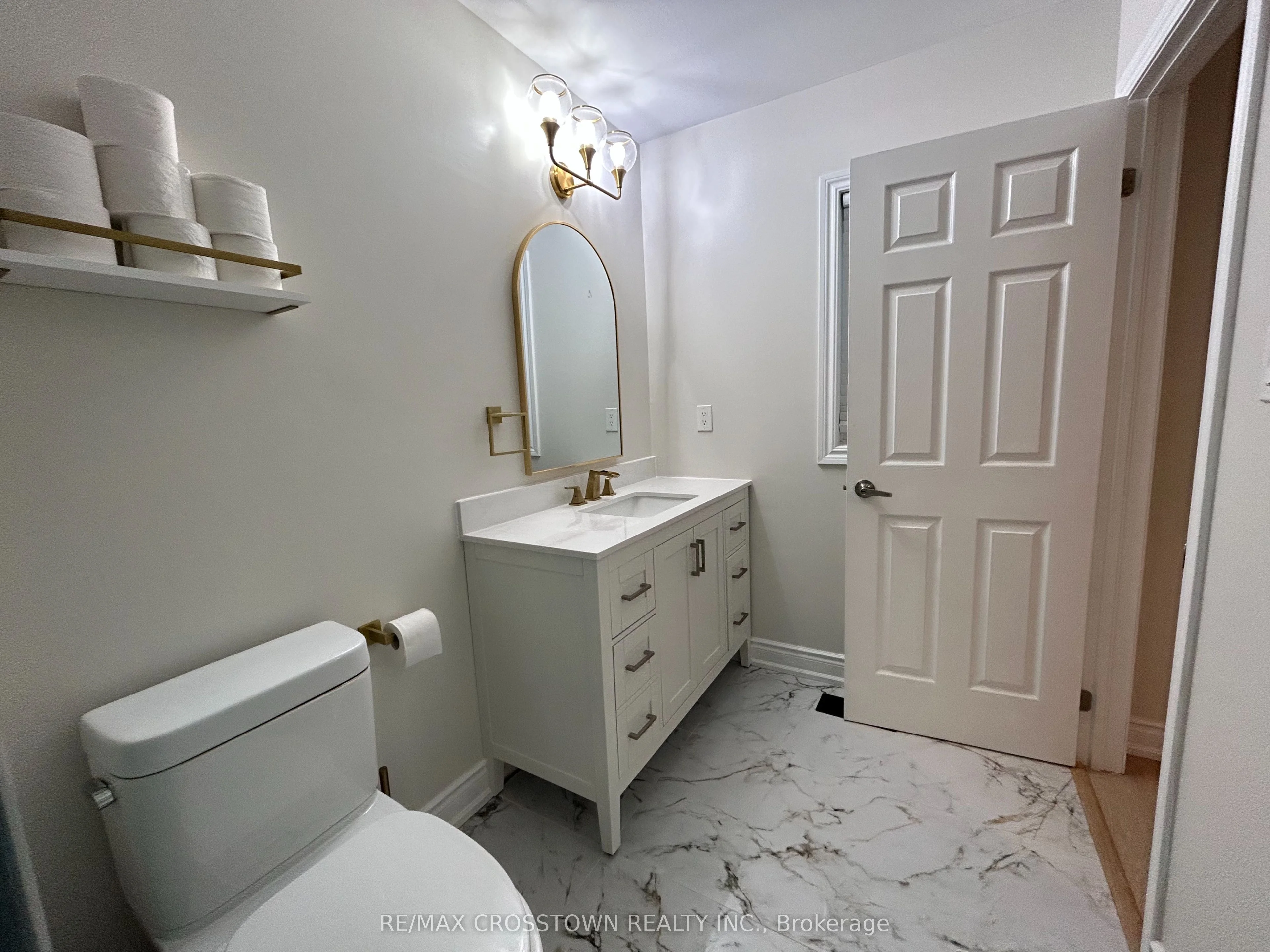 137 Taucar Gate, Bradford West Gwillimbury, On L3z 2a5