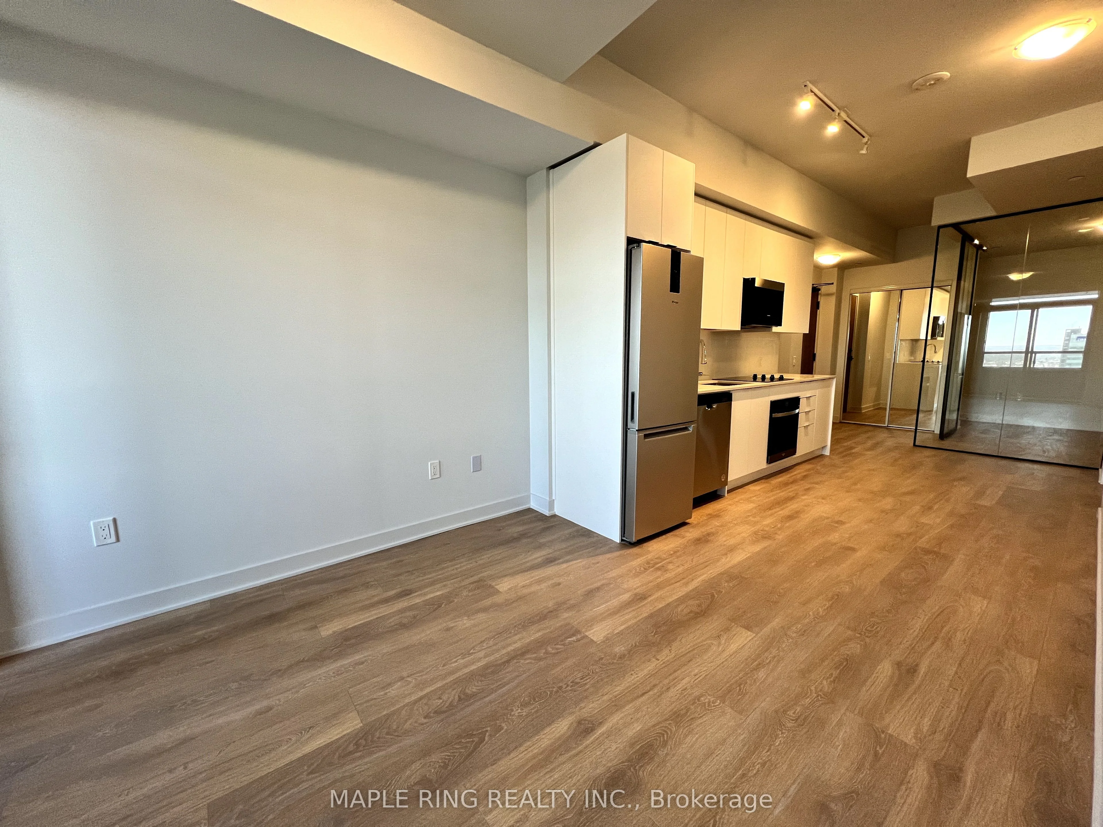 Condo Apartment in Vaughan