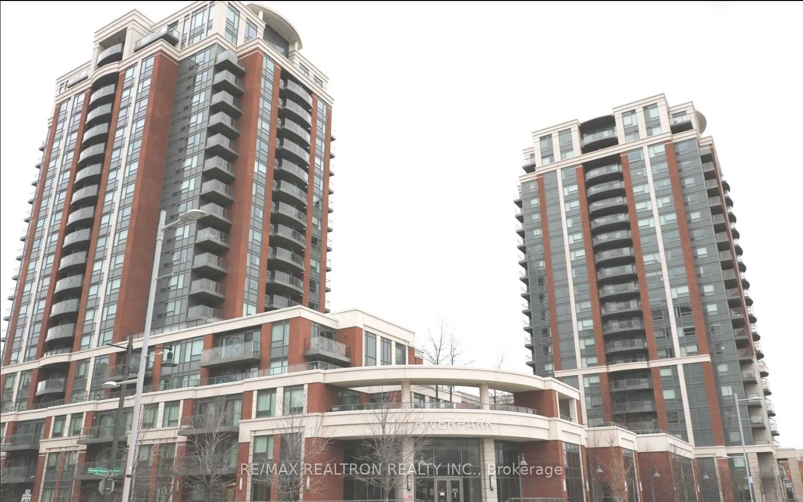 Condo Apartment in Markham